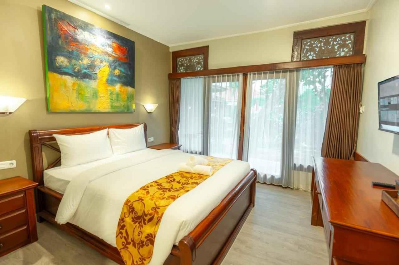 The Central Lovina Hotel & Restaurant Екстер'єр фото