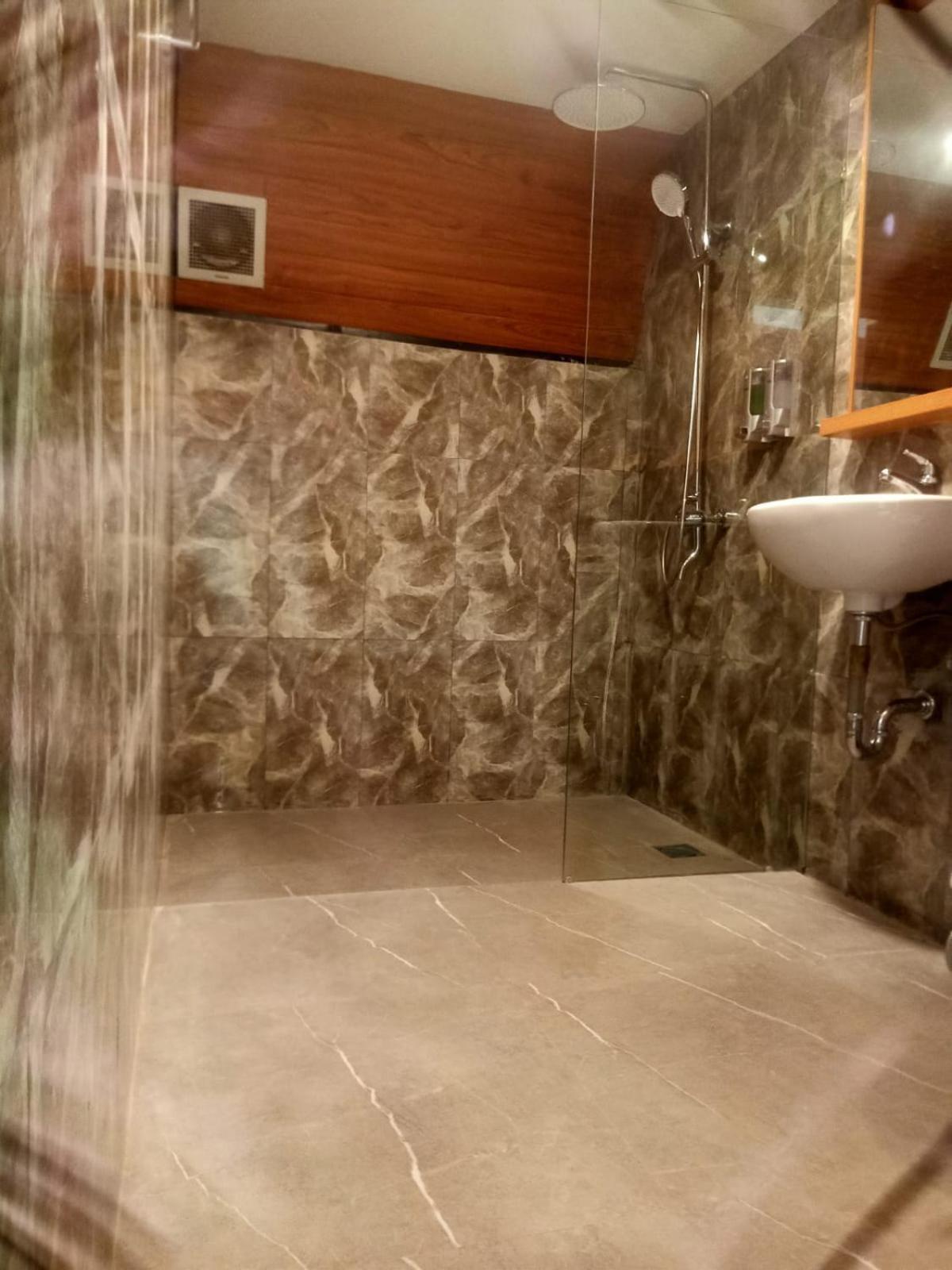 The Central Lovina Hotel & Restaurant Екстер'єр фото